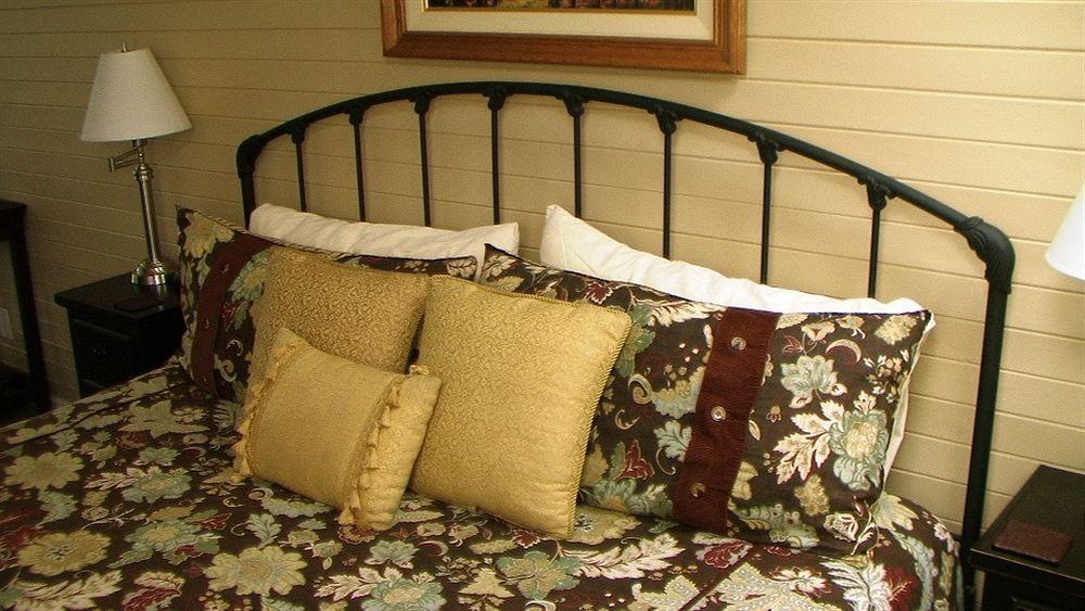 Napa Valley Railway 4*